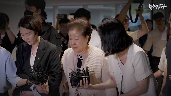 지난 9월 17일 김건희 특검에 출석하는 통일교 한학재 총재의 모습.