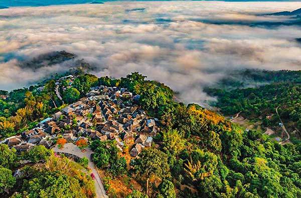 유네스코 세계문화유산에 등재된 웡지翁基마을.