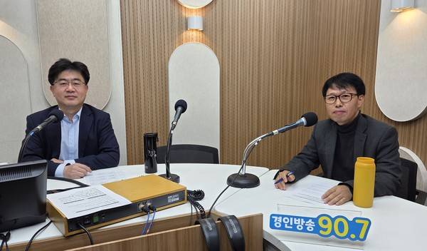 이도형 앵커,&nbsp;노형래 글로벌에코투어연구소 소장 2025.12.23 [경인방송 시사뉴스팀]