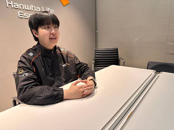 '카나비' 서진혁이 데일리안과 인터뷰를 진행하고 있다. ⓒ한화생명e스포츠