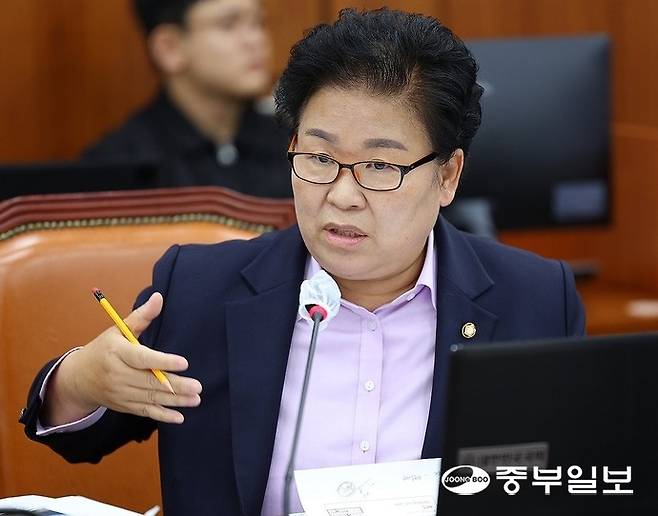 '수도권 서남부 광역철도 민간투자사업' 본격 추진을 발표하는 문정복 의원.