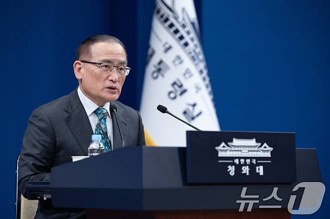 위성락 국가안보실장이 24일 청와대 춘추관에서 미국·캐나다·일본 방문 관련 브리핑을 하고 있다. 2025.12.24/뉴스1 ⓒ News1 이재명 기자