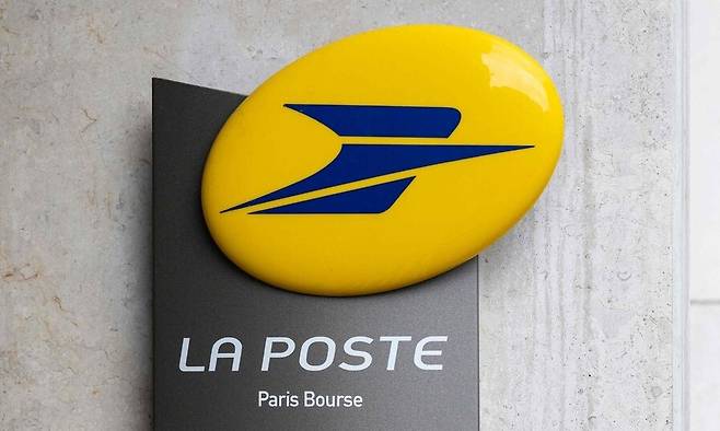 프랑스 우체국과 우체국 은행의 로고. AFP 연합뉴스