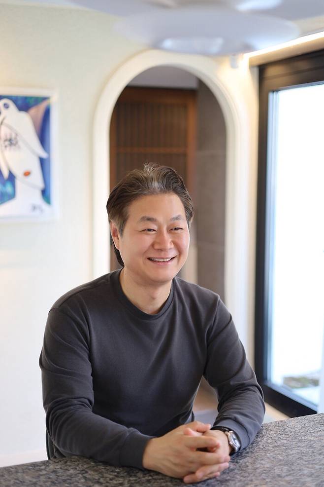 노상충 캐럿글로벌 이사회 의장은 50대부터는 명상을 통해 사회에 기여하고 싶다는 생각을 실천에 옮겨 현재는 서울 해방촌에서 명상센터 ‘센터원’을 운영하고 있다. 노상충 의장 제공