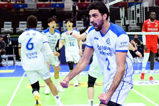삼성화재 도산지가 득점을 올린 뒤 포효하고 있다. / 한국배구연맹( KOVO)