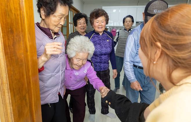 상월평 마을 마지막 인사.