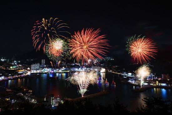 장승포항 송년불꽃축제