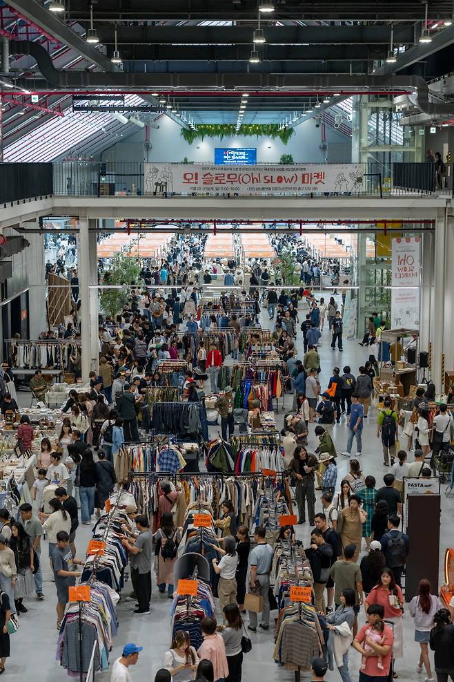 지난해 상상플랫폼에서 열린 오슬로우마켓 모습. 인천관광공사 제공