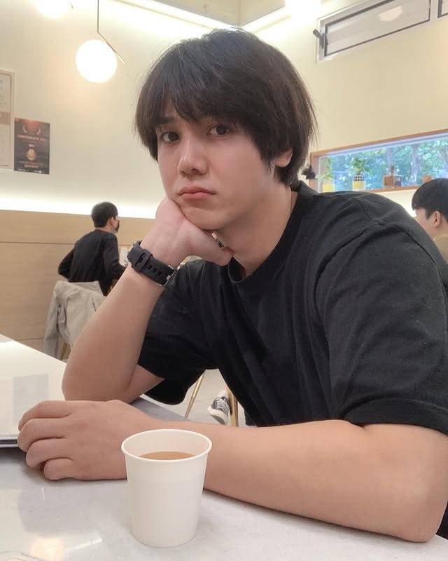 그룹 엠블랙 출신 미르(본명 방철용)가 자신의 결혼식은 비공개가 아니었다고 밝혔다. /사진=미르 인스타그램