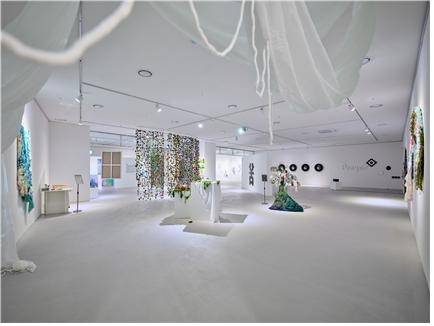 이음 레지던시 기획전 '정원사색' 전시 전경. 사진=의정부문화재단