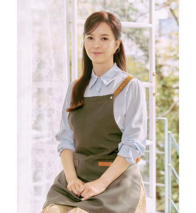 배우 신은정이 9년 만의 새 연극인 '노인의 꿈'을 통해 도전에 나섰다. 수컴퍼니 제공