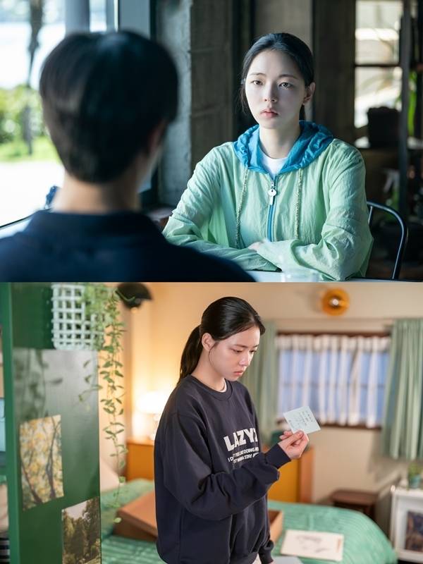 배우 조유정이 영화 ‘오세이사’를 통해 강렬한 눈도장을 찍으며, 2026년이 기대되는 배우로 떠올랐다.