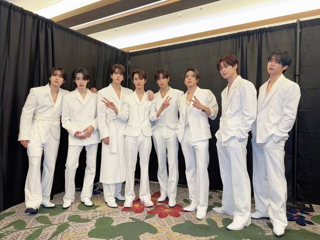 사진=원헌드레드