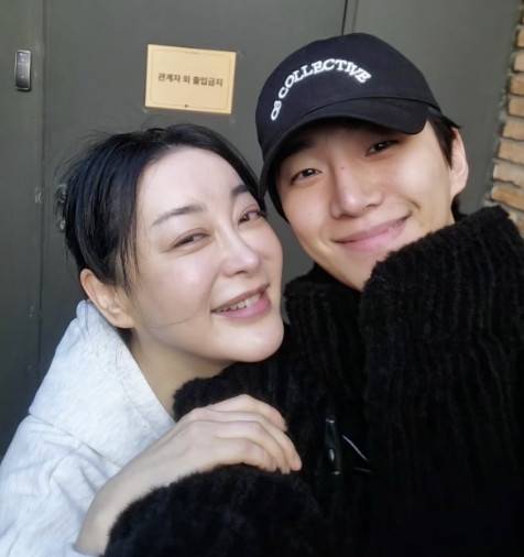 왼쪽부터 김혜은 이준호/김혜은 계정 캡처