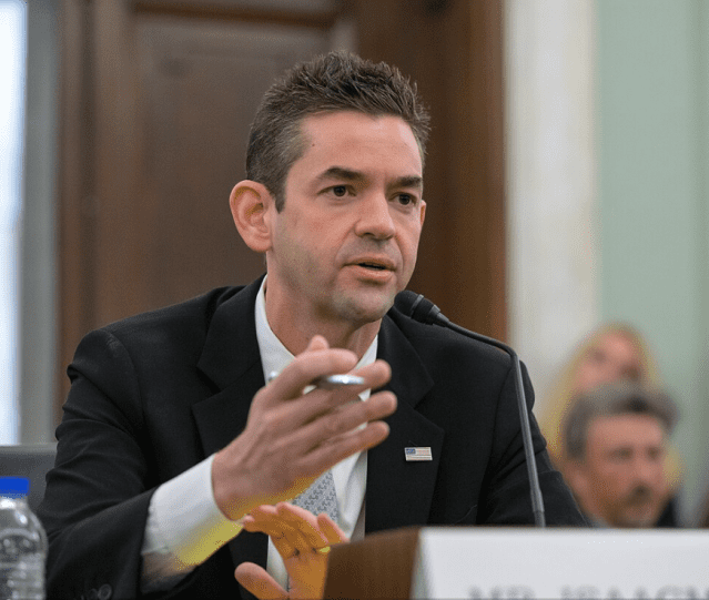 제러드 아이작먼 NASA 국장이 상원 청문회에서 발언하고 있다. (사진=위키피디아)