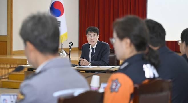 김정기 대구시장 권한대행이 ‘2026대구마라톤대회 추진상황 점검회의’를 주재하고 있다. 대구시 제공