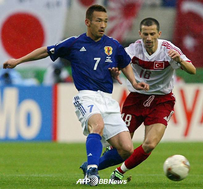 지난 2002년 한일 월드컵 16강 튀르키예전 당시 일본 축구대표팀 나카타 히데토시. /AFPBBNews=뉴스1