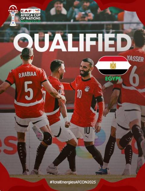 모하메드 살라(10번)가 골을 넣고 동료들과 기뻐하고 있다. /사진=2025 아프리카 네이션스컵 공식 SNS 갈무리