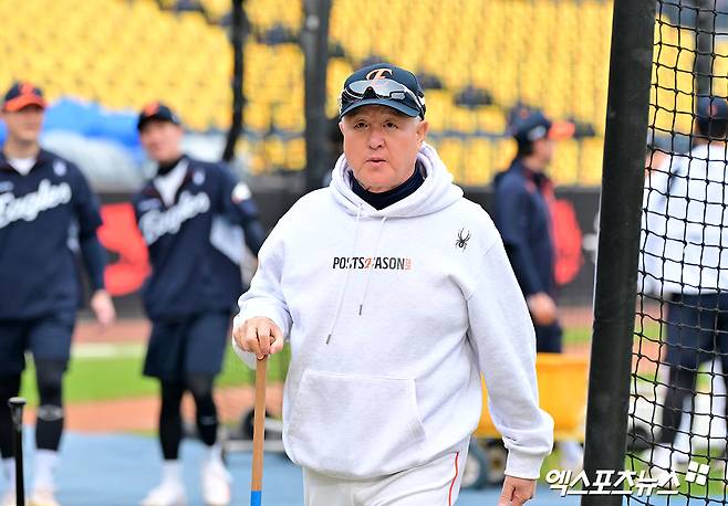 김경문 감독이 이끄는 한화 이글스가 2026시즌 준비 과정에서 외부 FA로 강백호, 외국인 타자로 요나단 페라자를 영입하면서 장타력을 크게 보강했다. 사진 엑스포츠뉴스 DB