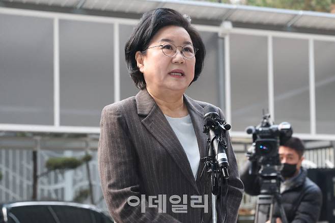 이혜훈 기획예산처 장관 후보자가 29일 서울 중구 예금보험공사에 마련된 인사청문회 준비 사무실로 출근하며 지명 소감을 밝히고 있다. (사진=이영훈 기자)