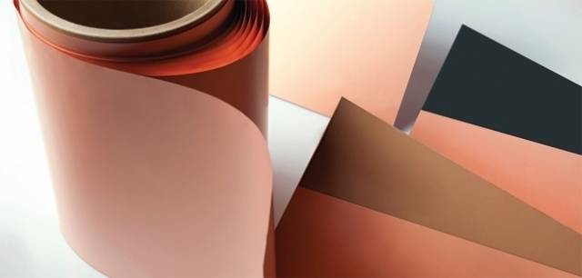 두산이 만든 하이엔드 동박적층판(CCL)  [두산 전자BG 제공]