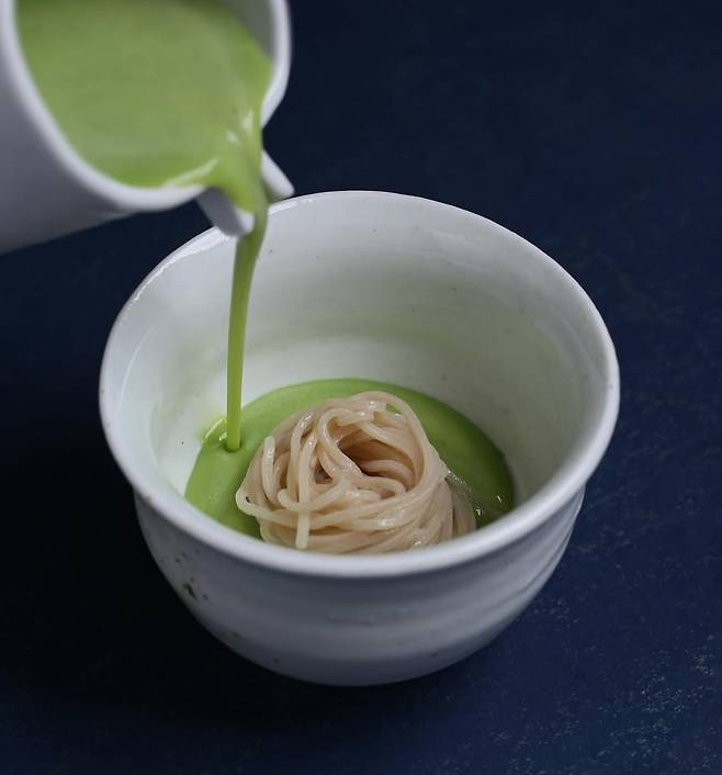 온지음의 ‘완두콩면’. 인스타그램