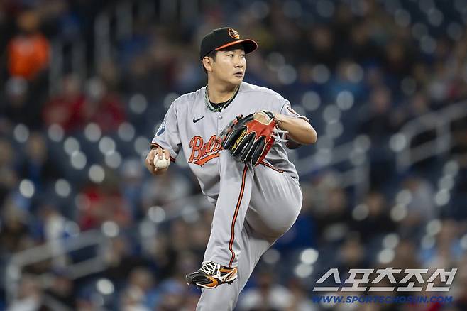 스가노 도모유키. AP연합뉴스