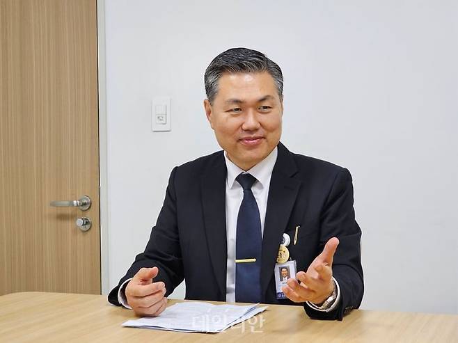 김철원 용인세브란스병원 원무팀장이 23일 데일리안과 인터뷰를 진행하고 있다. ⓒ용인세브란스병원