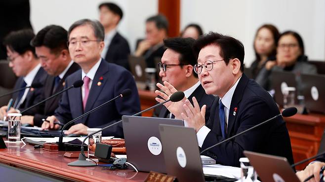 이재명 대통령, 국무회의 주재