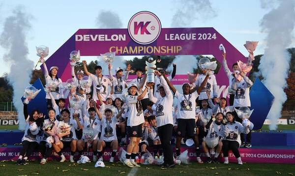 2024시즌 WK리그 챔피언결정전서 14년 만에 우승을 차지한 수원FC 위민이 착실한 전력 보강을 이룬 가운데, 2026시즌 대권 탈환에 도전한다. 수원FC 위민 제공