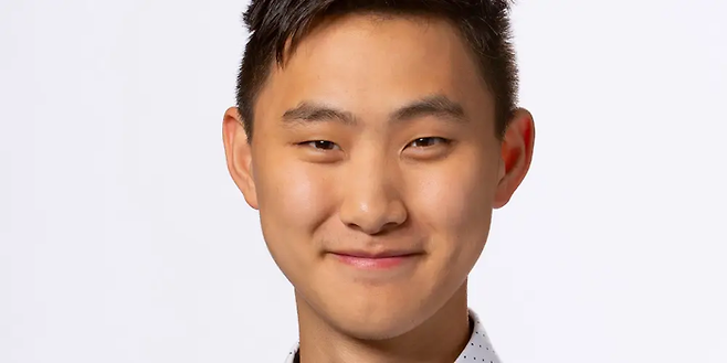 스케일AI의 CEO인 알렉산더 왕. 메타가 스케일AI에 143억 달러를 투자하며 그는 28살의 나이에 억만장자의 반열에 올랐다. [사진=스케일AI]