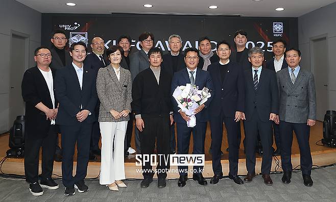 ▲ 한국대학축구연맹 박한동 회장 한국대학축구연맹 시상식 ⓒ곽혜미 기자