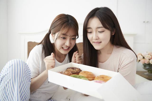 다이어트 결심. 아이클릭아트