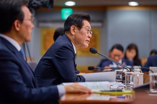 이재명 대통령이 19일 서울 종로구 정부서울청사 별관에서 열린 법무부(대검찰청)·성평등가족부 업무보고에서 발언하고 있다. / 사진=대통령실 제공