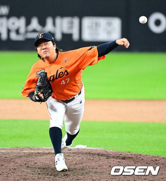 [OSEN=지형준 기자] 한화 김범수. 2025.10.18 / jpnews@osen.co.kr