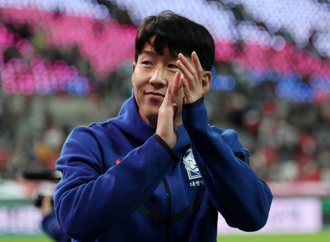 ▲ 북중미 월드컵 A조에서 강력한 1위 후보로 꼽히는 멕시코에 가장 까다로울 상대는 "손흥민이 버틴 한국"이란 분석이 나왔다. A조에서 멕시코가 가장 경계해야 할 '개인'은 "단연 한국과 LAFC의 스타 손흥민"이라고 벌써 긴장하고 있다. ⓒ연합뉴스