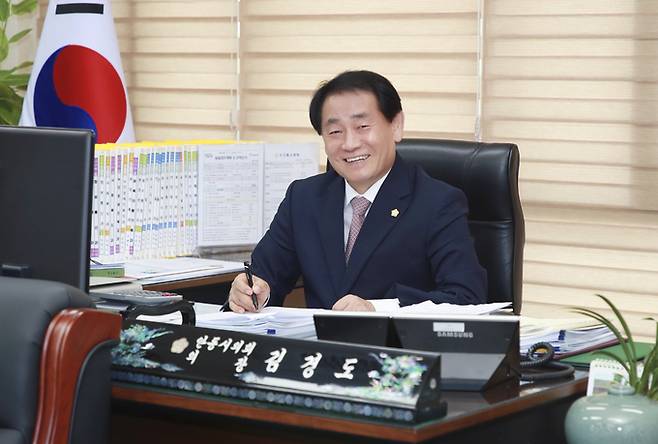 ▲ 김경도 안동시의회 의장.