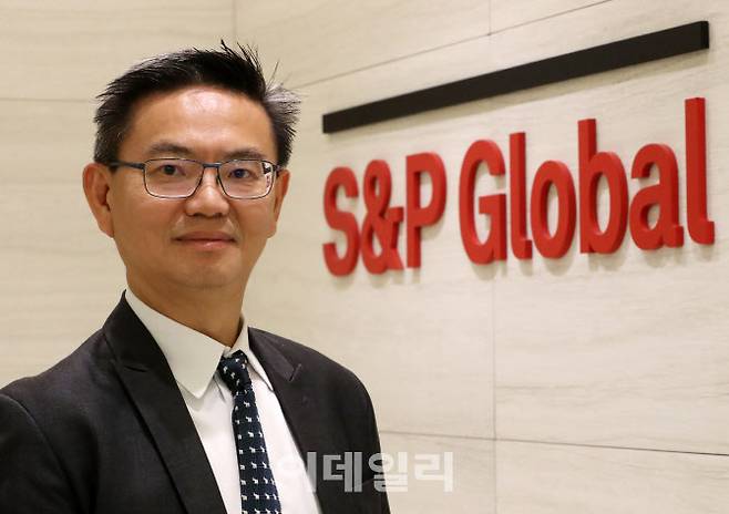 [이데일리 김태형 기자] 킴엥탄 S&P글로벌 신용평가 전무가 11일 서울특별시 종로구에 위치한 파이낸스타워에서 이데일리와 만나 인터뷰를 진행했다.