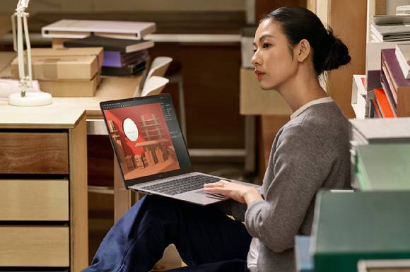 LG전자가 CES 2026에서 2026년형 LG 그램을 공개한다. 신규 소재 '에어로미늄(Aerominum)'을 적용해 내구성을 강화했으며, 엑사원(EXAONE) 기반의 인공지능(AI) 기능을 탑재했다. [사진=LG전자]