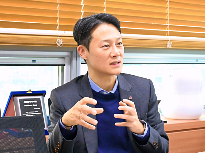 황원재 LG전자 생산기술원 스마트팩토리 사업개발담당(상무)이 경기 평택시 LG디지털파크에서 아시아경제와 인터뷰를 하고 있다. LG전자