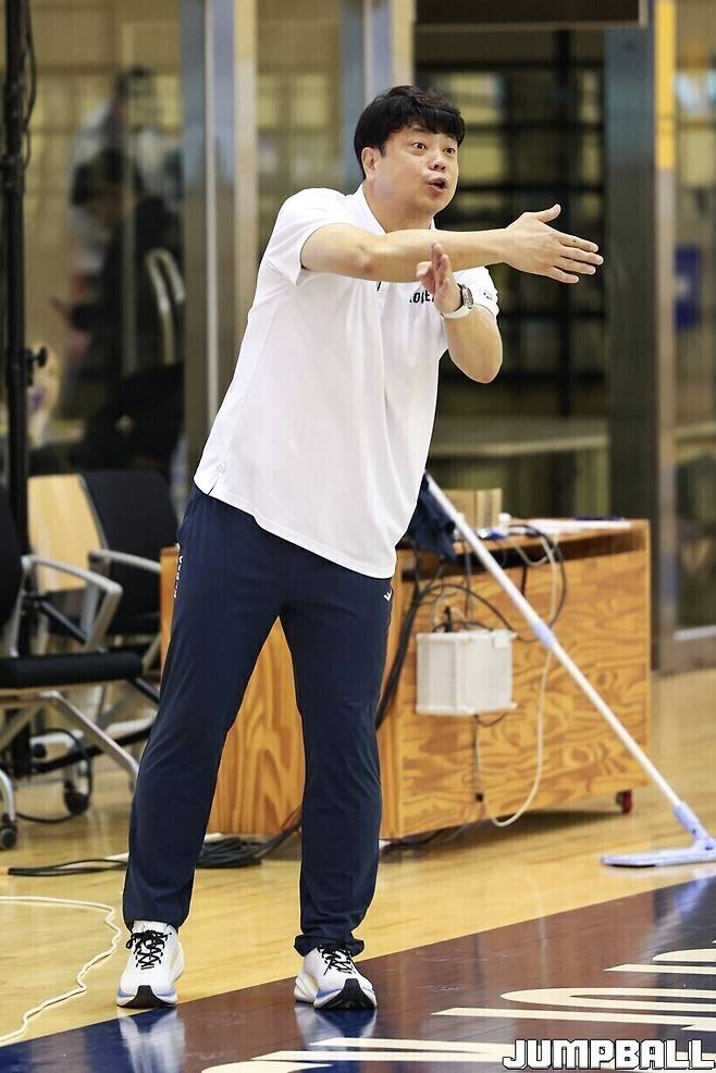 ▲여자 3x3 대표팀 전병준 감독