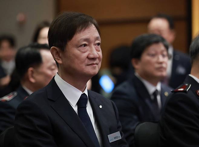 이찬진 금융감독원장이 2025년 12월 29일 서울 여의도 콘래드호텔에서 열린 금융권과 함께하는 아름다운 나눔 성금 전달식에 참석해 있다. 금융감독원 제공