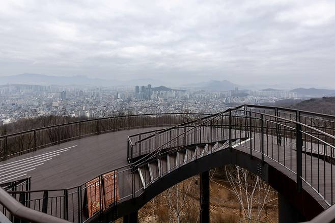 용마산 스카이워크 / 사진 = 서울관광재단