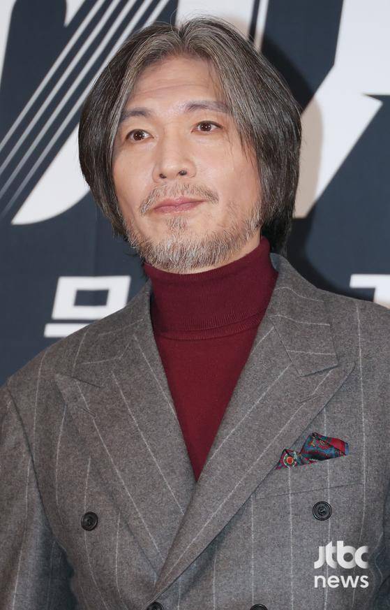 26일 오전 서울 마포구 상암동 중소기업DMC타워에서 JTBC '싱어게인 시즌3 - 무명가수전' 제작발표회가 열렸다. 윤현준 CP, 심우진 PD와 이승기, 윤종신, 임재범, 백지영, 김이나, 규현, 이해리, 선미, 코드 쿤스트가 참석했다. 김현우 엔터뉴스팀 기자 kim.hyunwoo3@jtbc.co.kr (콘텐트비즈니스본부)