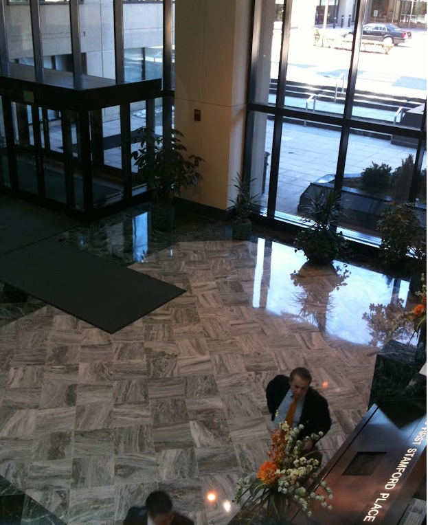 워렌 버핏의 버크셔 헤서웨이를 방문한 뒤 메르가 직접 찍은 사진. 그는 이 회사에서 서브프라임 모기지 위험을 헷징하는 보험을 가입해 금융위기 당시 2000억원을 보험금으로 지급받았다. 출처=메르 네이버 블로그