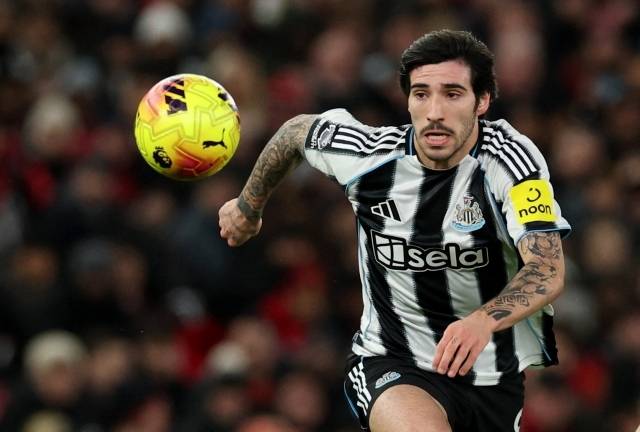 불법 도박 문제가 있었던 산드로 토날리가 첼시의 관심을 받고 있다. 사진=REUTERS=연합뉴스