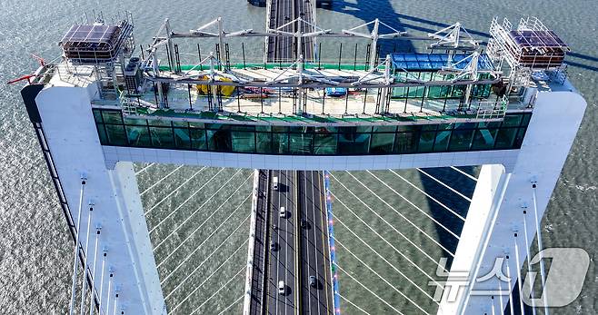 인천 제3연륙교가 개통된 5일 차량들이 제3연륙교를 통행하고 있다. 2026.1.5/뉴스1 ⓒ News1 이호윤 기자