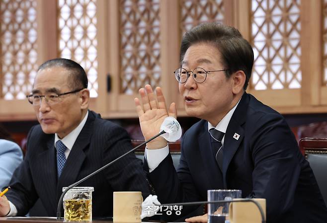 이재명 대통령이 지난해 6월 13일 경기 연천군청에서 열린 기본소득 현장보고에서 모두발언을 하고 있다. 대통령실사진기자단