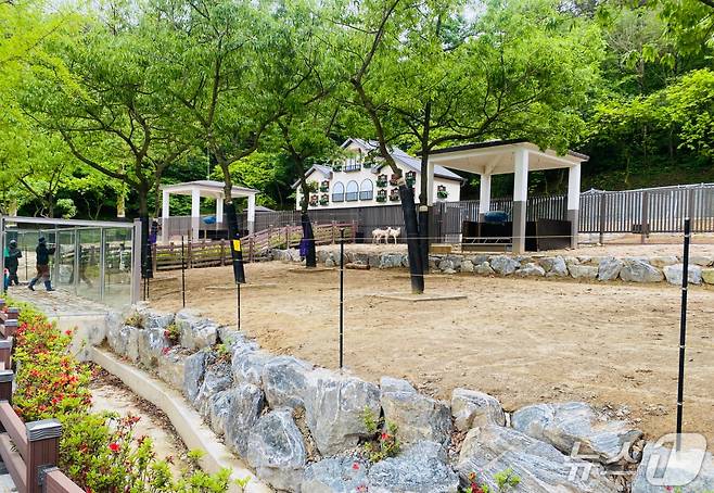 광주 우치동물원 사슴사 전경.(광주시 제공)2024.5.3/뉴스1