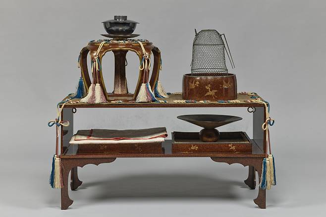 후비들의 거처인 히교샤에서 사용하던 가구 <국립고궁박물관>